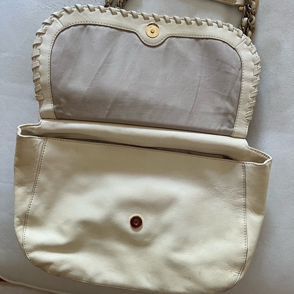 Tory Burch off white saddle bag purse - Picture 2 of 5